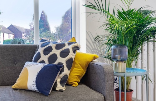 Edgware Cabaña | Quirky 3 Bedroom 2 Bathroom Cottage with parking- Edgeware
