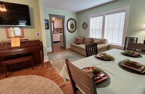 Daytona Beach Cabaña | Quirky Beachside Historic Cottage w/ music lounge, sun room, walk to beach!