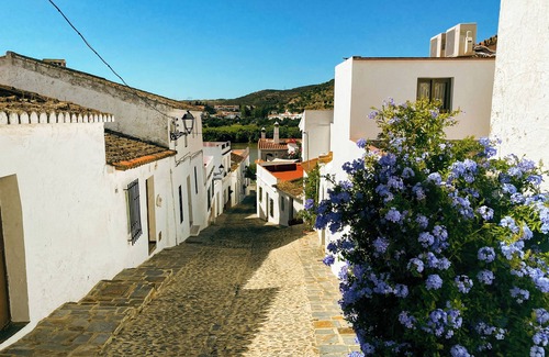 Sanlucar de Guadiana Casa | Quirky spacious village house with plunge pool and outdoor cinema