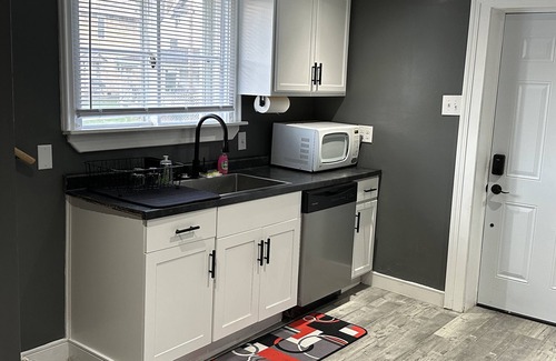 Westover Casa | Quite and Peaceful Modern Home Away From Home in the Mountain State!!!!
