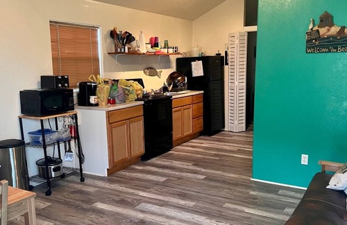 Matagorda Cabina | Quite peaceful cabin resort with pool and BBQ area with firepit!