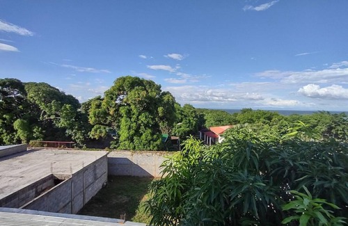 Granada Casa | Quite, Safe and 3rd floor lookout on lake Granada