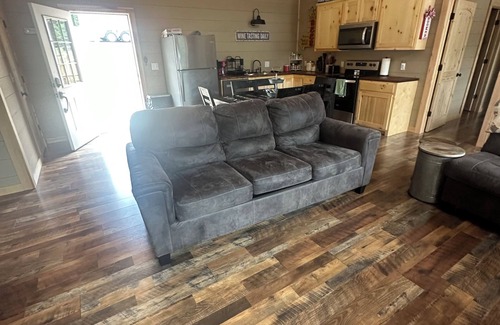 Daisy Casa | "QUITTIN TIME" Brand New Beautiful Cozy Lake House in Daisy on Lake Greeson!!!