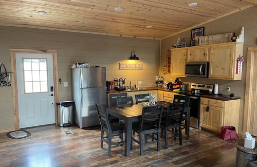 Daisy Casa | "QUITTIN TIME" Brand New Beautiful Cozy Lake House in Daisy on Lake Greeson!!!
