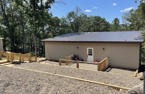 Daisy Casa | "QUITTIN TIME" Brand New Beautiful Cozy Lake House in Daisy on Lake Greeson!!!
