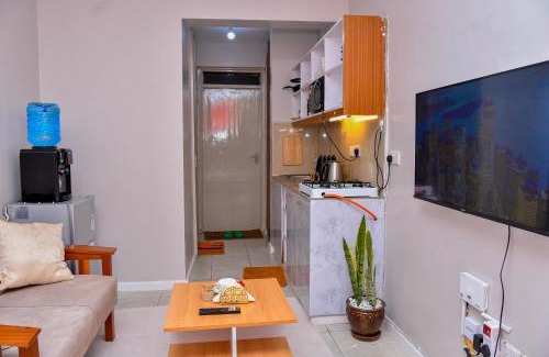 Nairobi Apartamento | Qwetu Luxelite Studio With Rooftop Pool