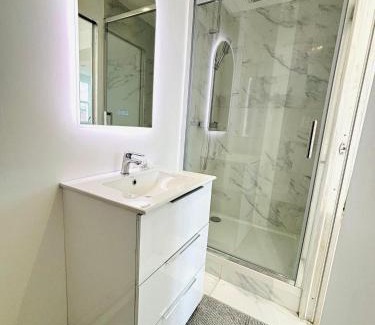Quartier Saint-Ambroise Apartamento | République rue des bluets Paris