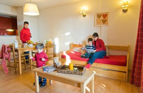 Font-Romeu-Odeillo-Via Apartamento | Résidence Goélia Le Domaine de Castella
