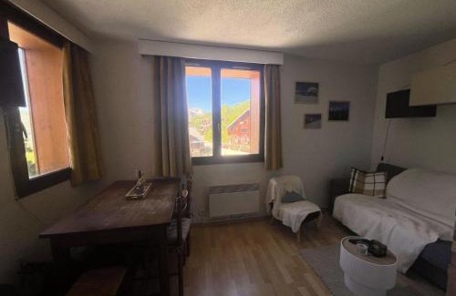 Mont-de-Lans Apartamento | Résidence Montana 2 - Appartement cosy avec départ ski aux pieds MAE-5581