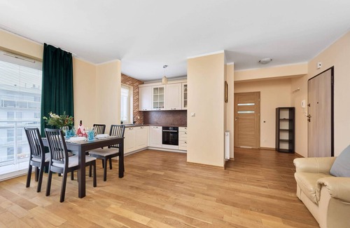 Krzyki Apartamento | Róży Wiatrów 25 | Comfortable Apartment | Wi-Fi