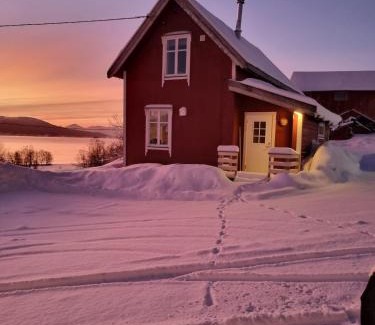 Lenvik Casa | Rødstua
