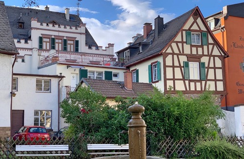 Mainz-Bingen Apartamento | Rüdesheimer Altstadt Apartment Fewo Malerwinkel morado Rüdesheim am Rhein