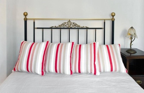 Firostefani Apartamento | R 1159 Charon’s Apartment (Maisonette Style) With Break Fast, Sea view & Private Balcony