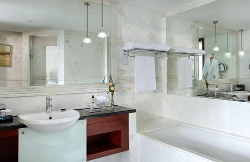 Dapuqiao Casa | R 1543 Pullman Shanghai Skyway