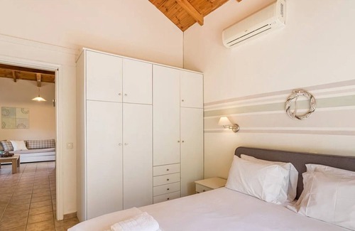 Lefktron Villa | 3372 Premier Residence | Garden View [65 m²]