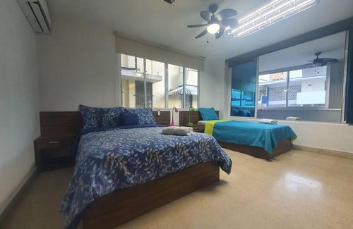 El Cangrejo Apartamento | R-8 Amplio apartamento en zona turística.