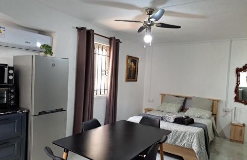 Tombeau Bay Casa | R Garden Studio 2 moderne pour couple dans un cadre relaxant et confortable