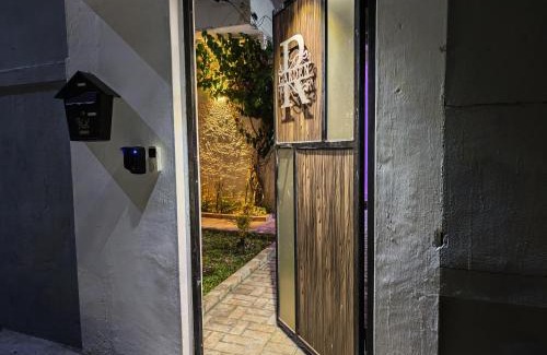 Tombeau Bay Casa | R Garden Studio 2 moderne pour couple dans un cadre relaxant et confortable