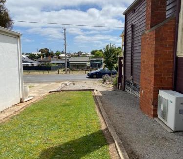 Maryborough Casa | R&R Blue Diamond Luxury Studio Maryborough, Vic