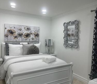 West Little Havana Casa | R&R Hostal