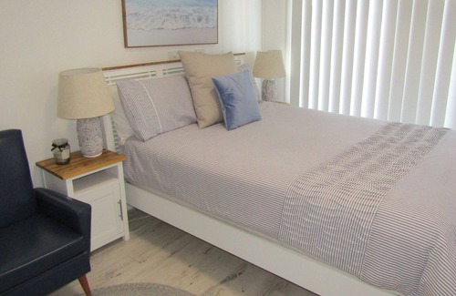 Port Vincent Casa | R & R Retreat - short walk to the beach