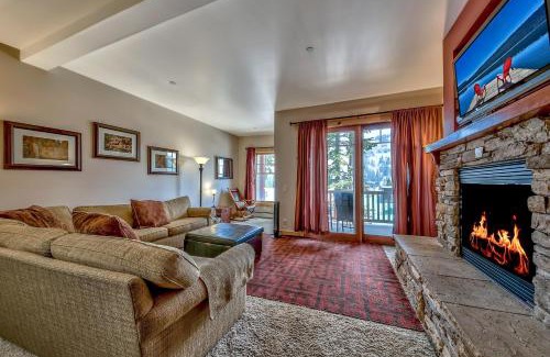 Kirkwood Casa | R110 Timber Ridge