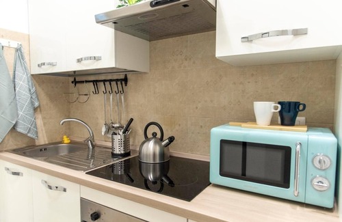 Ciampino Apartamento | R4 STUDIO APARTMENT WITH PATIO AND GARDEN
