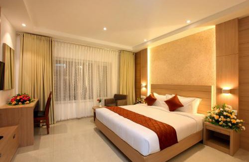 Thoppumpady Hotel | RAAS Residency