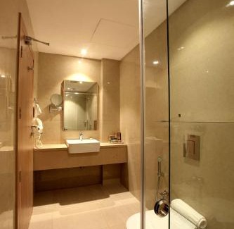 Thoppumpady Hotel | RAAS Residency