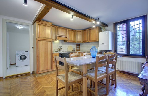 San Polo Apartamento | apartamento delicius con 9 ventanas sobre el Gran Canal, palacio histórico