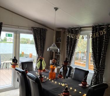 Tattershall Casa | Rachels Luxury Tattershall Hot Tub & Fishing Retreat