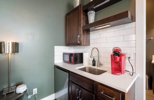 Downtown Condominio | Rackensack Inn Summar