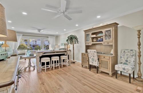Twin Oaks Casa | Racquet Club 6 by Wild Dunes, in Resort Core
