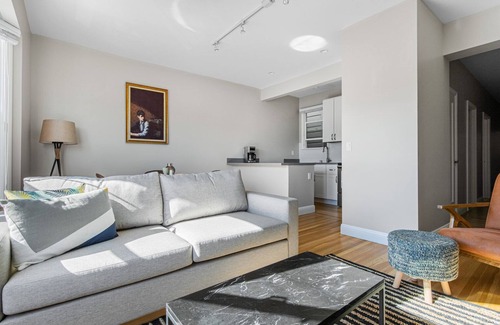 Marina District Apartamento | Rad Marina District 2BR w/ W/D, walk to Parks & Presidio, by Blueground