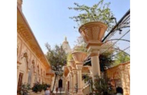 Vrindavan Casa | Radha Kunj, Vrindavan
