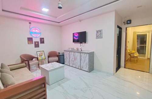 Vrindavan Apartamento | Radha Madhavam Hotel Vrindavan near Iskcon temple & Prem mandir