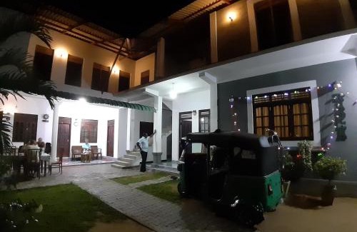 Polonnaruwa Casa | Radha Tourist Home