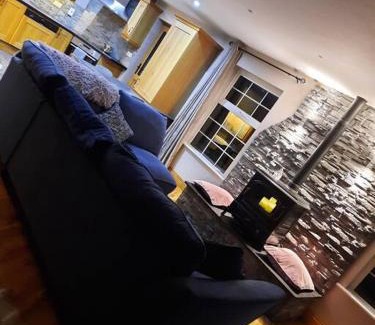 Carraroe Casa | Radharc an Chuain 2 Bedroom Holiday Home