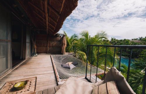 Zona Hotelera Hotel | Radhoo Tulum