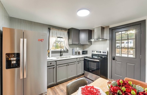 Arden Casa | Radiant Arden Home - 10 Mi to Biltmore!