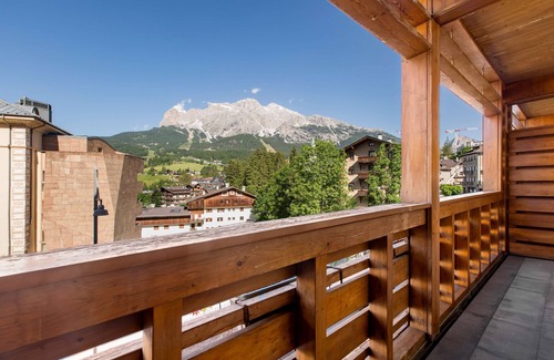 Cortina d'Ampezzo Casa | Radisson Residences Savoia Palace Cortina d’Ampezzo