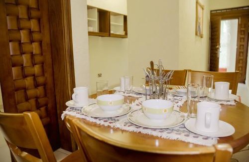 Munyonyo Apartamento | Raelene Courts Luxury Apartments