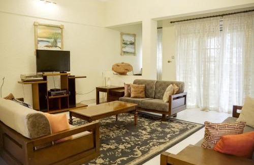 Munyonyo Apartamento | Raelene Courts Luxury Apartments
