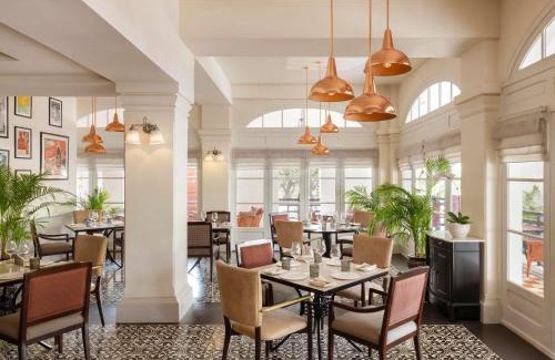 Daun Penh Hotel | Raffles Hotel Le Royal