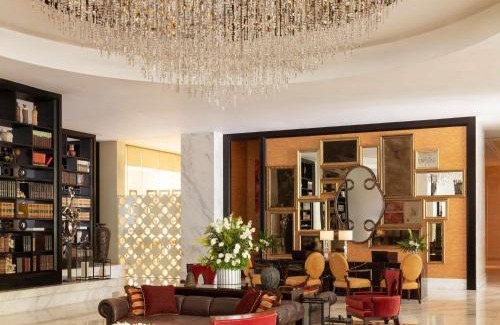 San Lorenzo Hotel | Raffles Makati