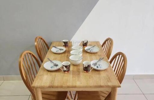Johor Bahru Apartamento | Raffles Suites 2 bedroom balcony High Floor Skudai by GDRAGON HomeStay