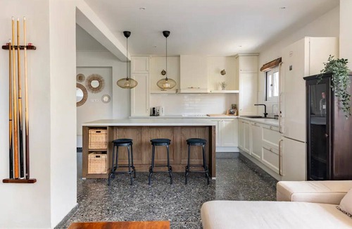 Loutraki Casa | Rafia Loft Loutraki: Heated Pool, Billiard I Beach