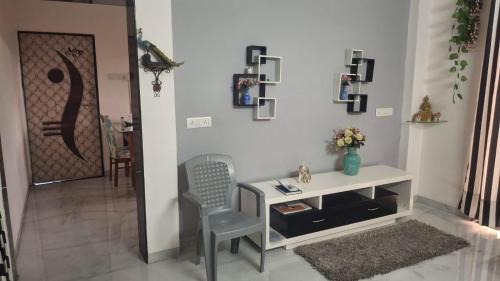Gevrai Apartamento | Ragade's Swarajya Flat For Homestay
