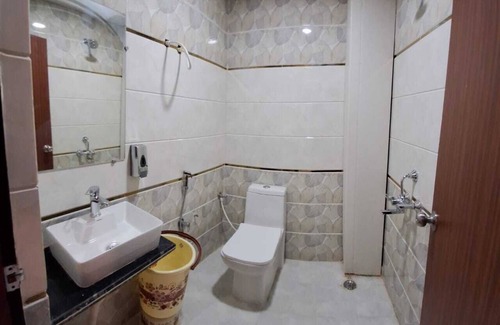 Faizabad Hotel | RAGHAVAM