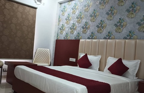 Faizabad Hotel | RAGHAVAM